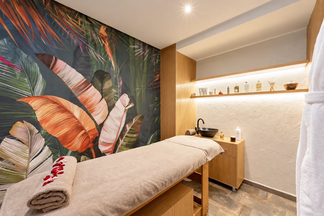 A real Esprit Forme room prepared for treatments